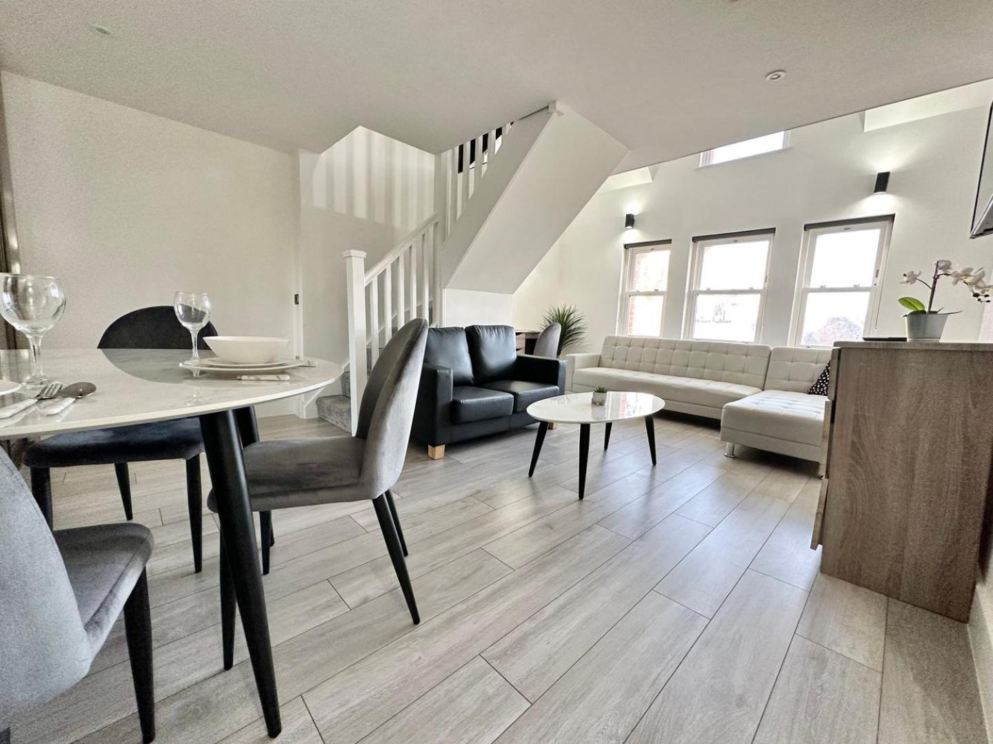 Luxury Duplex City Centre Apartment Leeds  Exterior foto